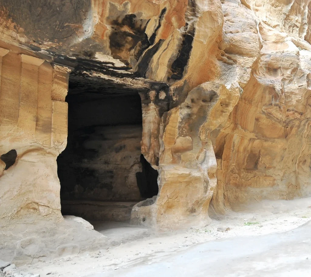 The narrow canyon at Little Petra (Siq al-Barid)